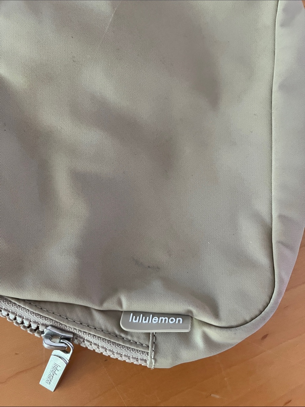 Lululemon athletica Beige/Taupe Women’s Belt Bag - Picture 5 of 5